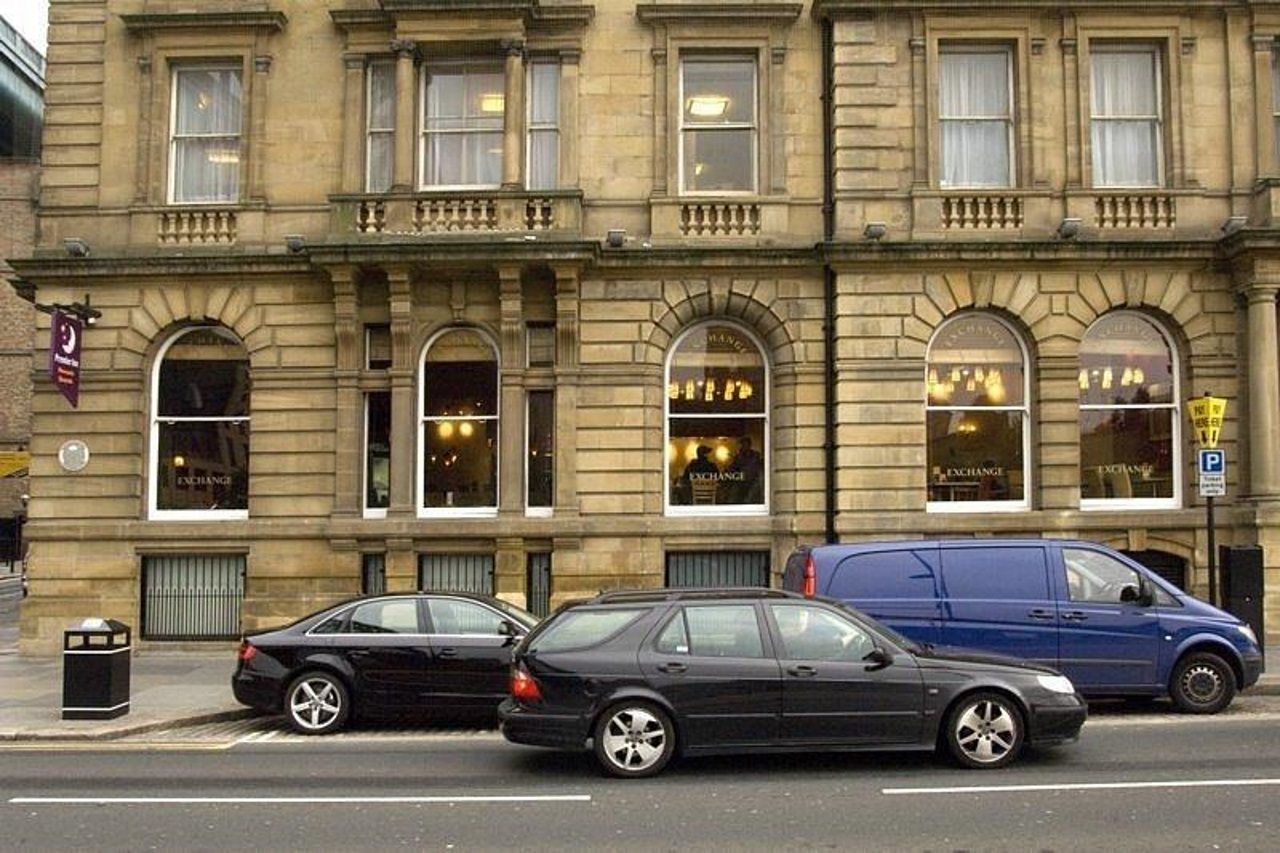 Premier Inn Newcastle Quayside Newcastle upon Tyne Exterior foto